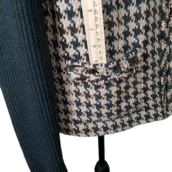 CAbi Houndstooth Jacket  Zip Up  Charcoal Tan Sz 12 Heritage Prep Preppy Hunting - Picture 5 of 12